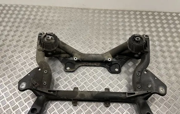 Mercedes-Benz C W204 Front subframe 