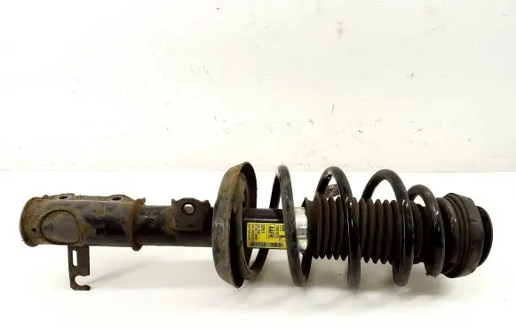 Chevrolet Orlando Front shock absorber/damper 13307870 13302200