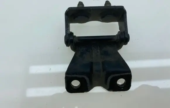 Subaru Legacy Tailgate/trunk/boot hinge 60870AG00A9W 60870AG00A9P 60870AG