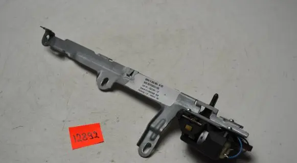 BMW 5 E60 E61 Parcel shelf load cover mount bracket 55220010 6960884 897200231100