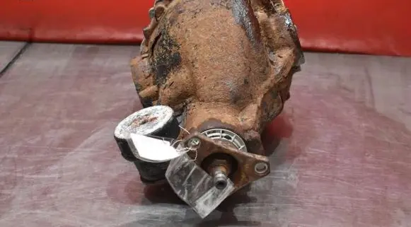Jaguar S-Type Rear differential