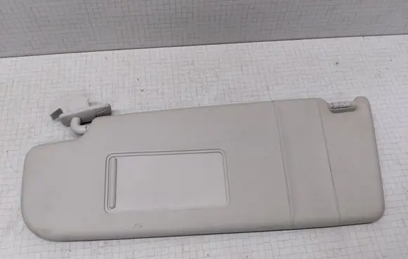 Skoda Octavia Mk2 (1Z) Sun visor 1Z0857551D