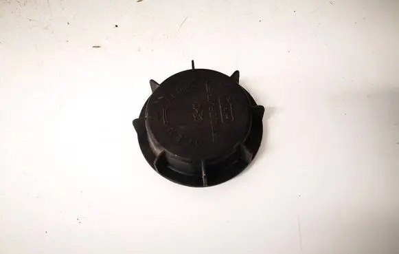 KIA Sorento Headlight/headlamp dust cover 