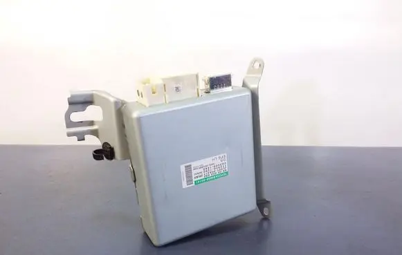 Toyota Avensis T270 Parking PDC control unit/module JL501-004411