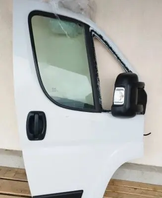Opel Movano C Front door