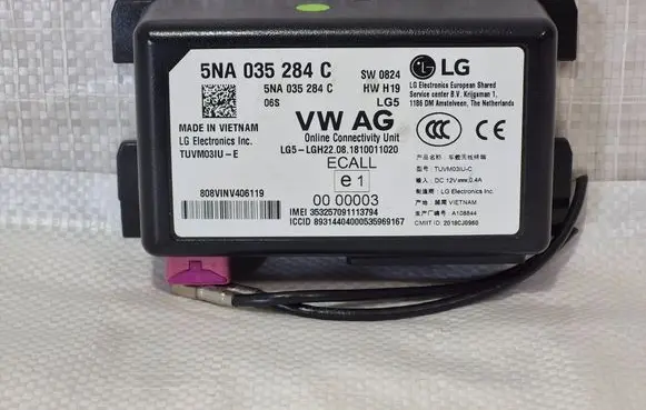 Skoda Superb B8 (3V) Bluetooth control unit module 5NA035284C 808VVV406119