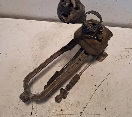 Mercedes-Benz C W203 Gear shifter/selector A20326009