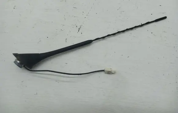 Volkswagen Tiguan Aerial GPS antenna