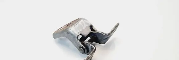 Mazda 3 I Front door upper hinge