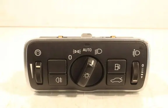 Volvo V60 Light switch 30739456