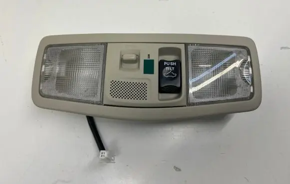 Mitsubishi Outlander Front seat light 8401A009ZZ