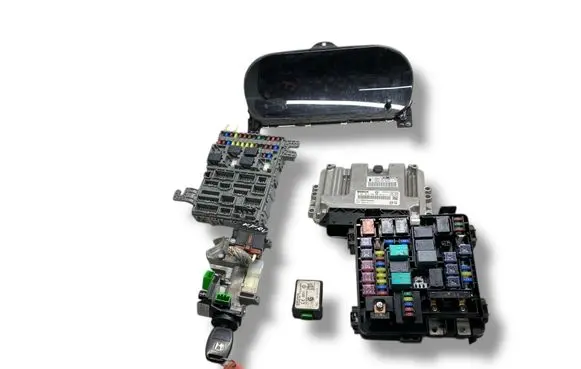 Honda FR-V Engine ECU kit and lock set 0281012250 1039S10280 37820RJLE11