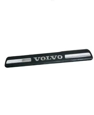 Volvo S80 Rear sill trim cover 8659961