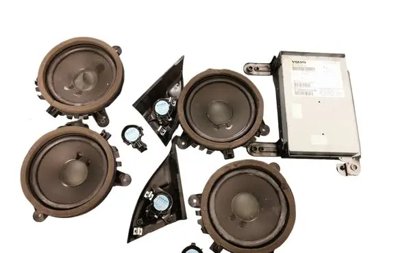 Volvo V70 Audio system kit 30781067 31384748