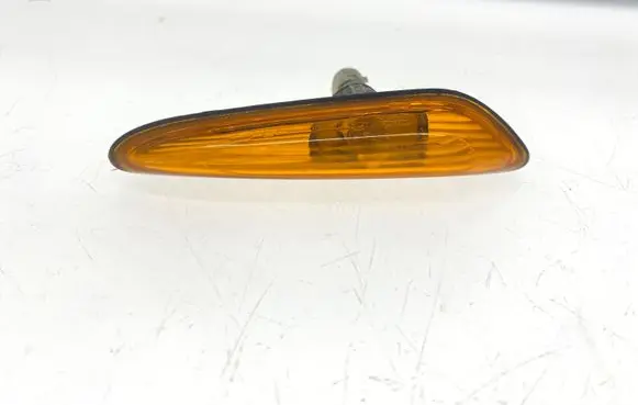 BMW 3 E46 Front fender indicator light