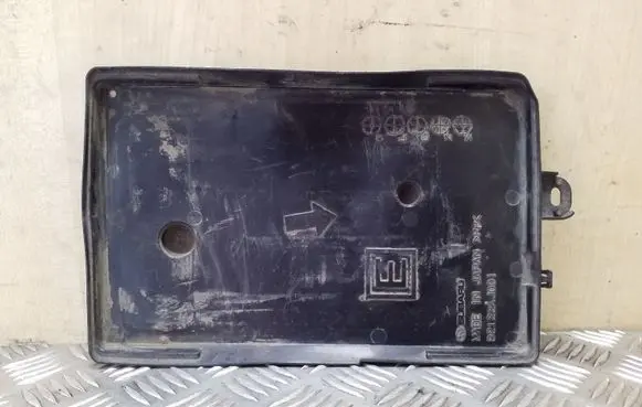 Subaru Outback Battery box tray cover/lid 82122AJ001