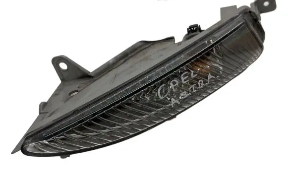 Opel Astra J Front indicator light 13367143 662588537 76801