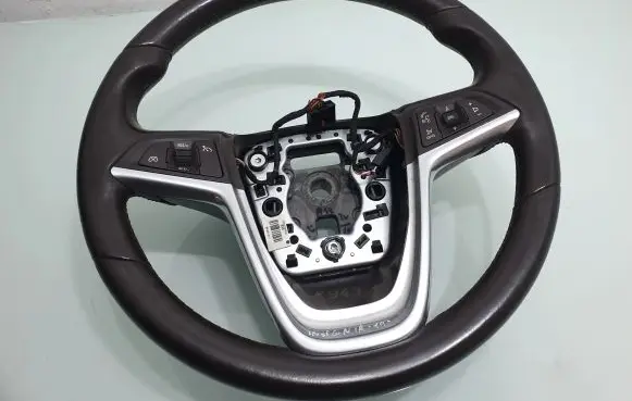 Opel Insignia A Steering wheel 609928911D
