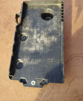 Battery box tray