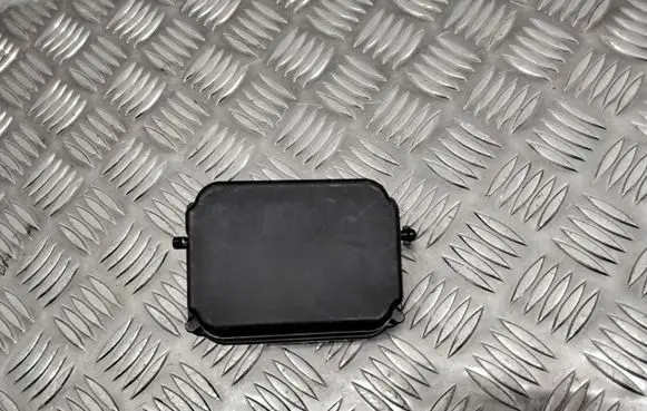 Lexus RX 450H Distronic sensor radar 8821006020 2300007502