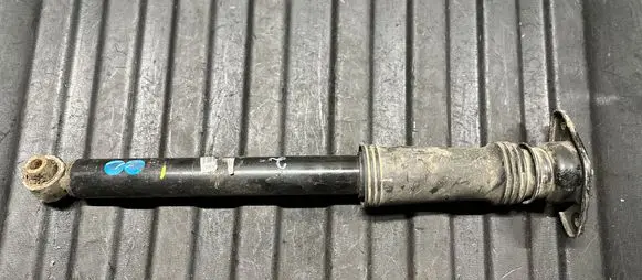Hyundai ix35 Rear shock absorber/damper 553002Y400 553112Y400