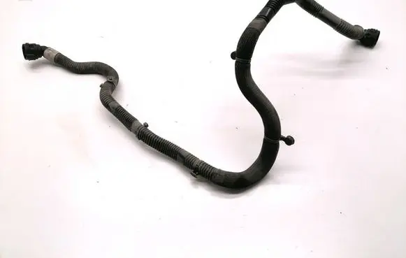 Tesla Model 3 Brake vacuum hose/pipe 1077595-00-D