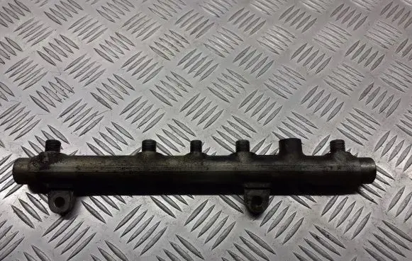 Renault Scenic II - Grand scenic II Fuel main line pipe 8200347176