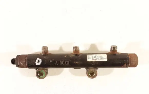 Land Rover Discovery 3 - LR3 Fuel main line pipe 7H2Q9D280DD A2C227000085 5WS40271