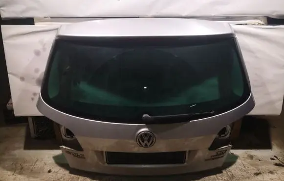 Volkswagen Golf Plus Tailgate/trunk/boot lid LA7W