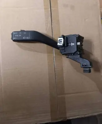 Seat Altea XL Indicator stalk 1k0953513A