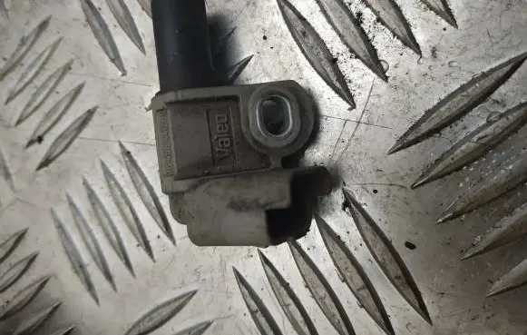 Camshaft position sensor