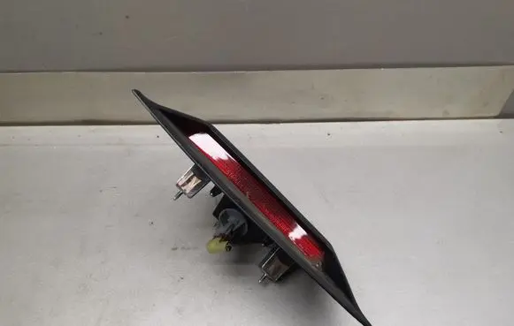Honda Legend III KA9 Third/center stoplight 0508721A