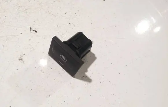 Ford Focus Windscreen/window heater switch 3M5T18C621AD