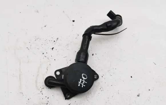 Mercedes-Benz ML W164 Breather valve 2385075