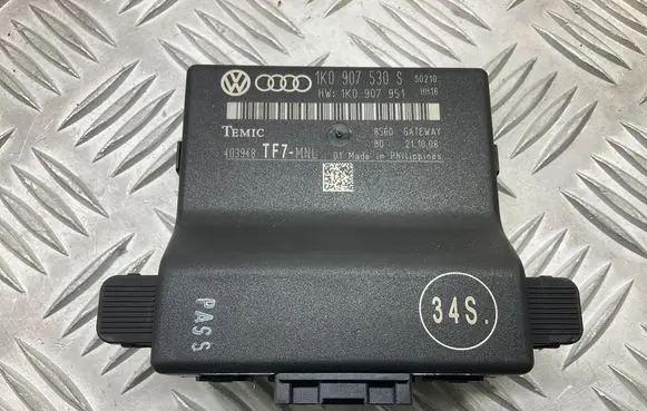 Audi TT TTS Mk2 Gateway control module 1K0907530S