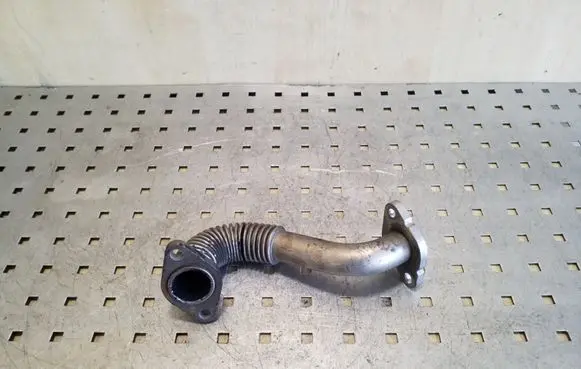 Nissan Qashqai EGR valve line/pipe/hose