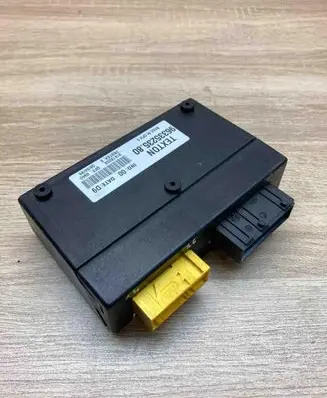 Citroen Xsara Comfort/convenience module 96335235 91415203