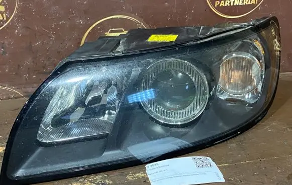 Volvo S40 Headlight/headlamp 0301198201 30698873