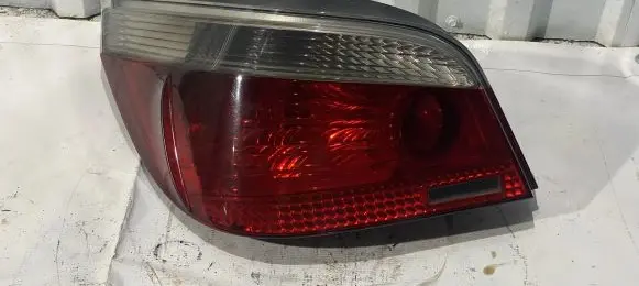 BMW 5 E60 E61 Rear/tail lights 6923305