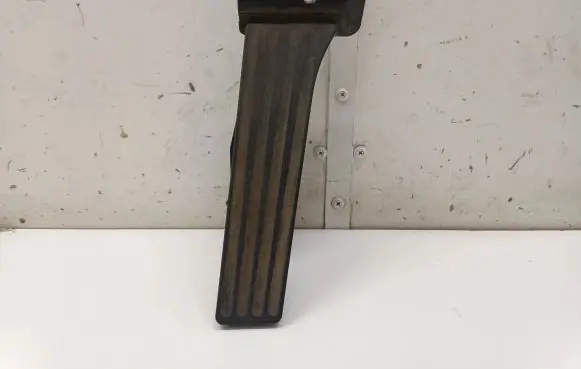 BMW 6 F06 Gran coupe Accelerator throttle pedal