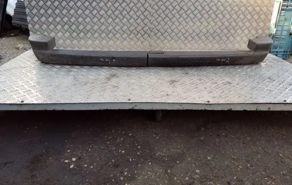 Front bumper foam support bar
