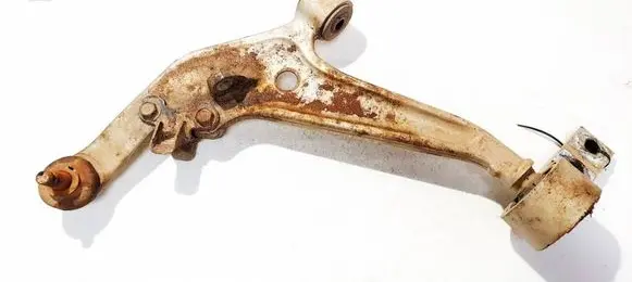 Nissan X-Trail T30 Front lower control arm/wishbone 