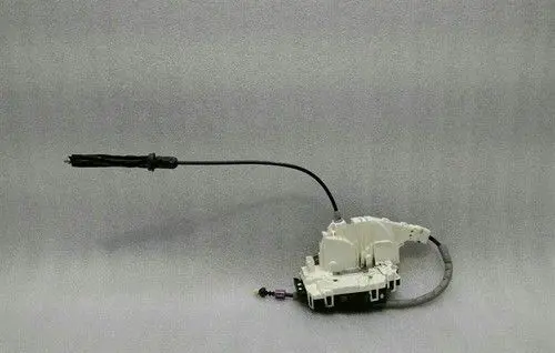 Mercedes-Benz CLA C117 X117 W117 Coupe door lock (next to the handle) A2047203035