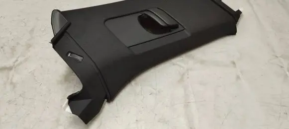 Volvo XC90 (D)pillar trim (top) 31377582