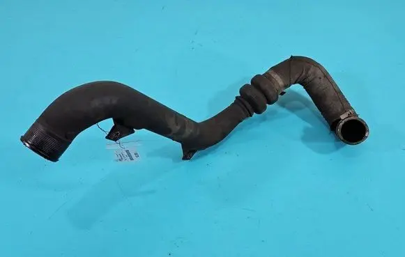Intercooler hose/pipe
