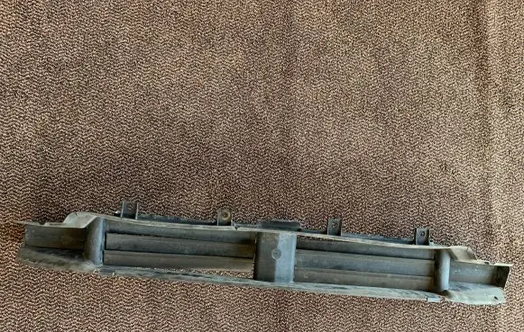 BMW 7 G11 G12 Bottom radiator support slam panel 7468219