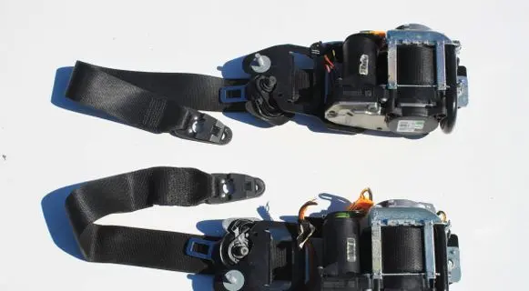 Mercedes-Benz C W205 Front seatbelt A2058606300 A2058606400