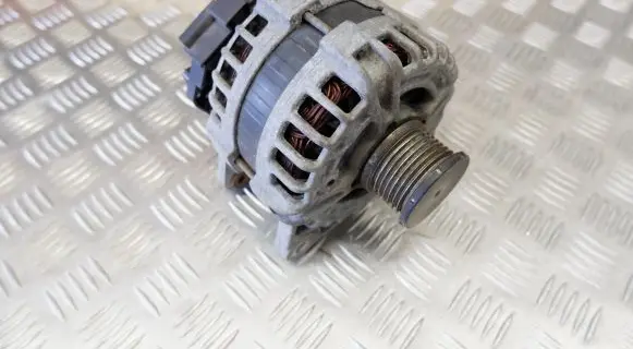 Nissan Qashqai Generator/alternator 231004BE0B F000BL0814