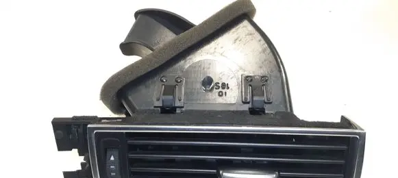 Audi A6 S6 C6 4F Dashboard side air vent grill/cover trim 4F1820902