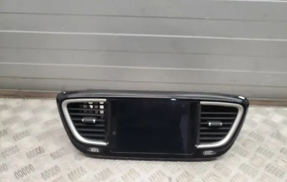 Chrysler Pacifica Screen/display/small screen P68239902AD 6EC061X9AA 6EC071X9AA